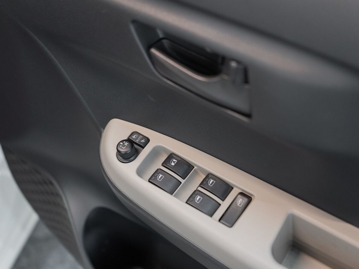 Toyota Passo 2016 - фото автомобиля