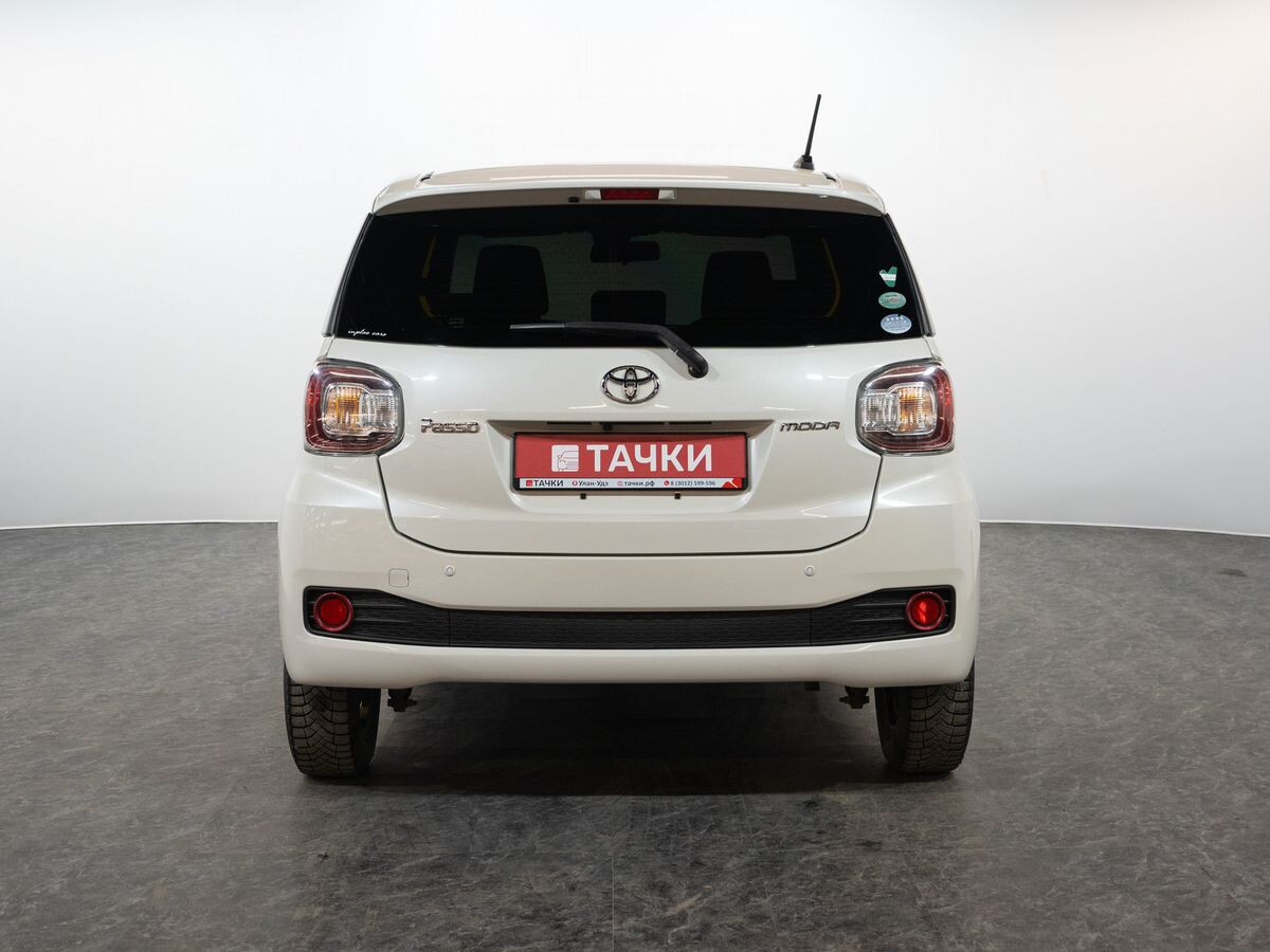Toyota Passo 2016 - фото автомобиля