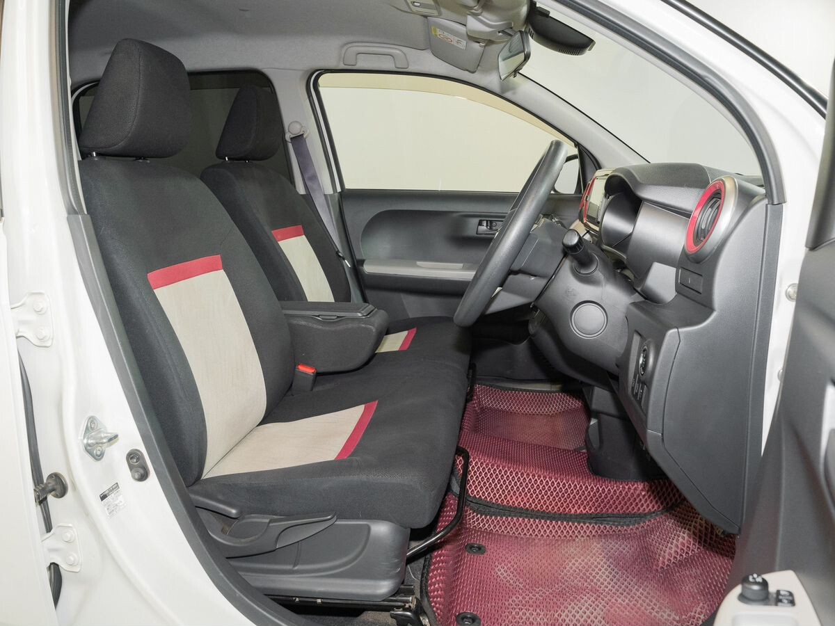 Toyota Passo 2016 - фото автомобиля