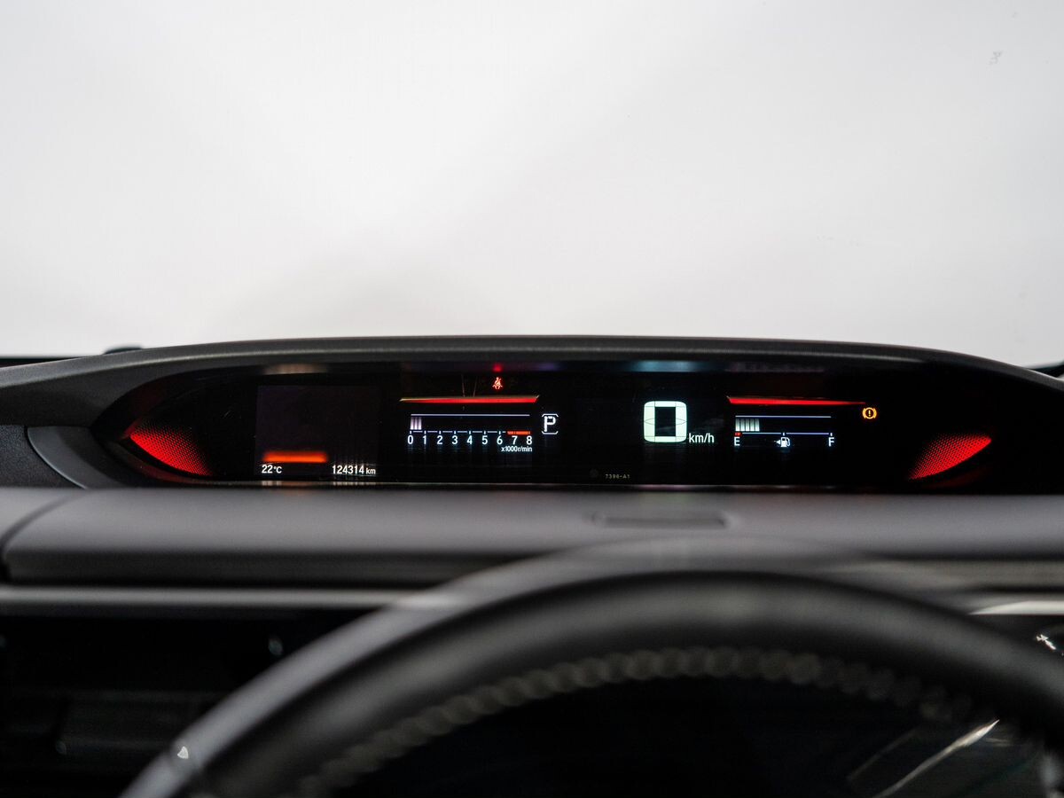 Honda Stepwgn 2015 - фото автомобиля