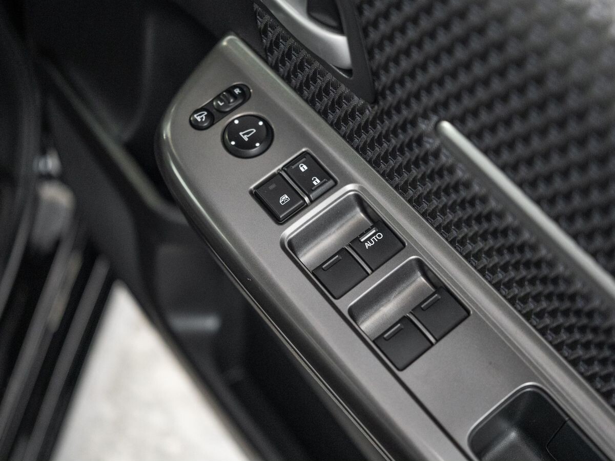 Honda Stepwgn 2015 - фото автомобиля