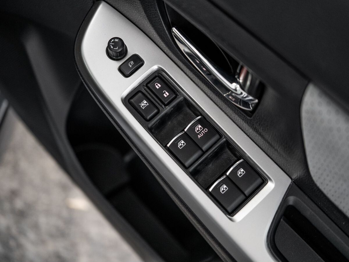 Subaru XV 2014 - фото автомобиля