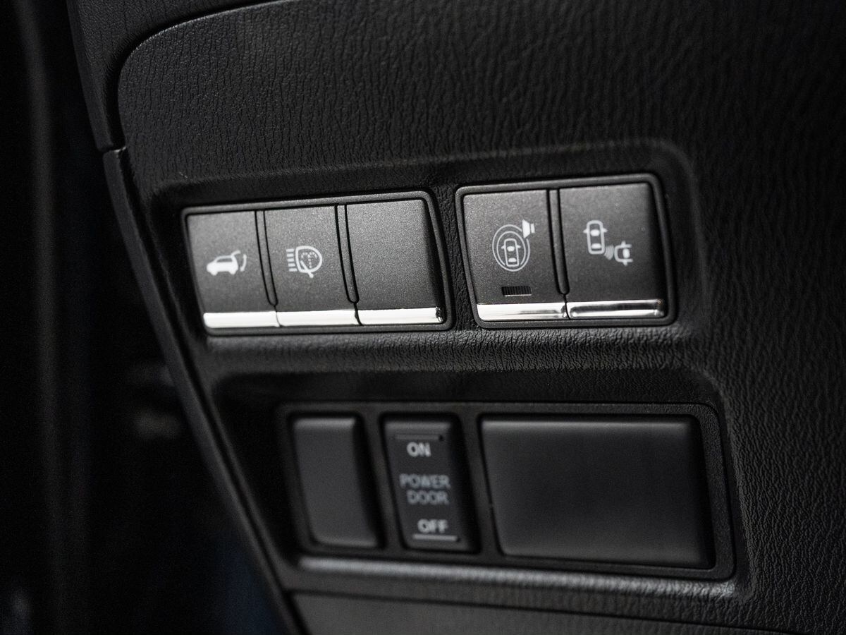 Infiniti QX80 2015 - фото автомобиля