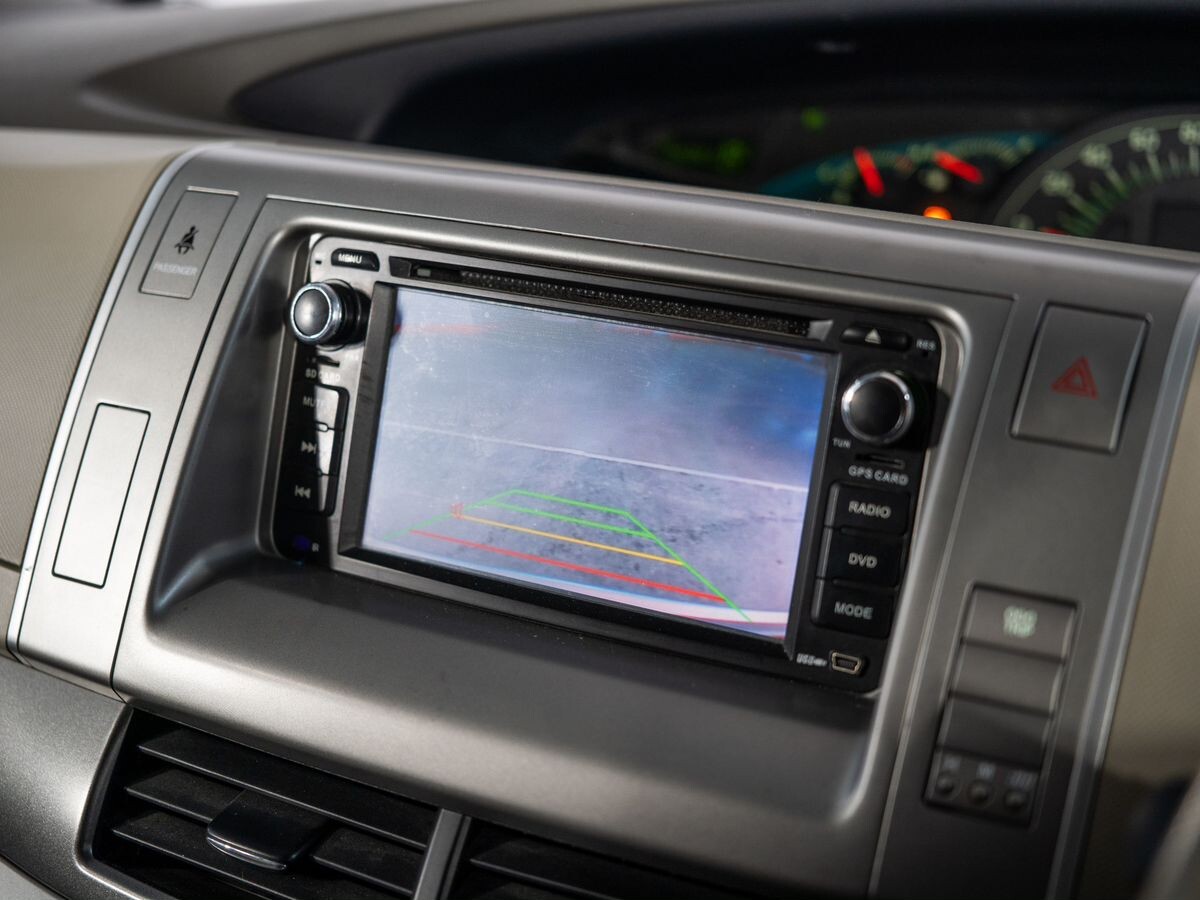 Toyota Estima 2008 - фото автомобиля