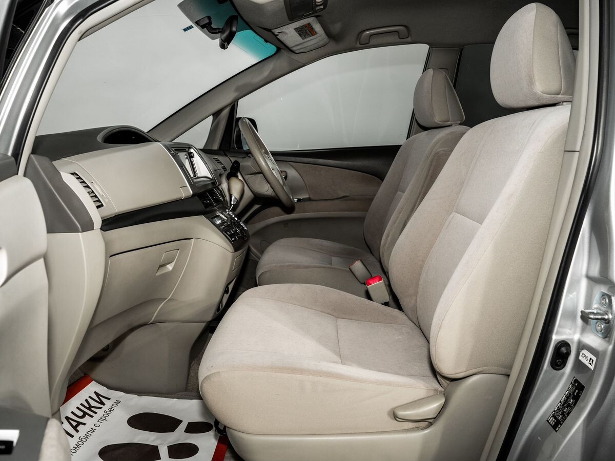 Toyota Estima 2008 - фото автомобиля