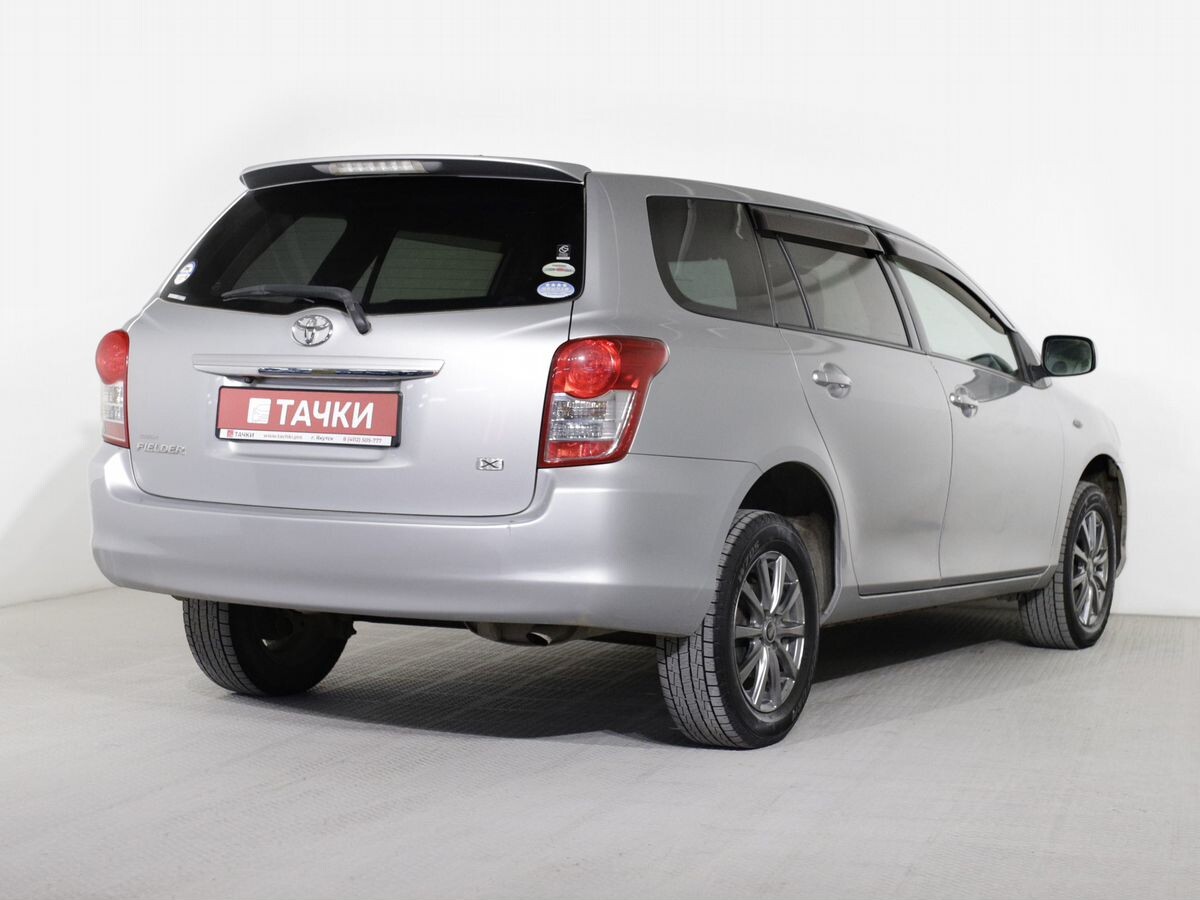 Toyota Corolla Fielder 2011 - фото автомобиля