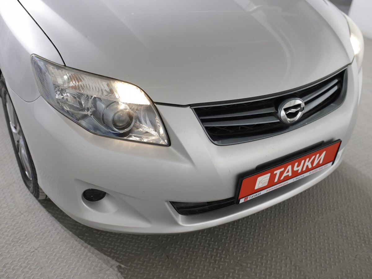 Toyota Corolla Fielder 2011 - фото автомобиля