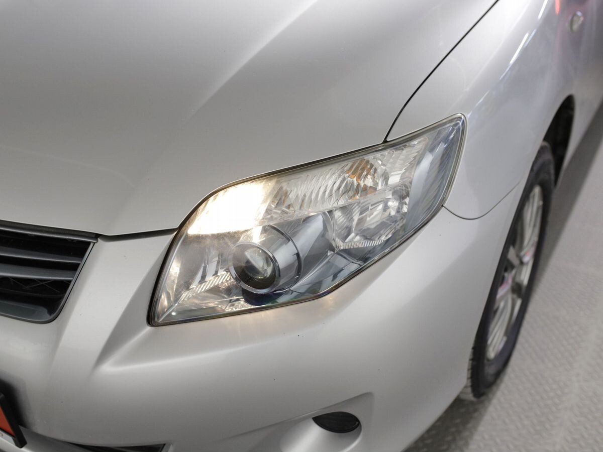 Toyota Corolla Fielder 2011 - фото автомобиля