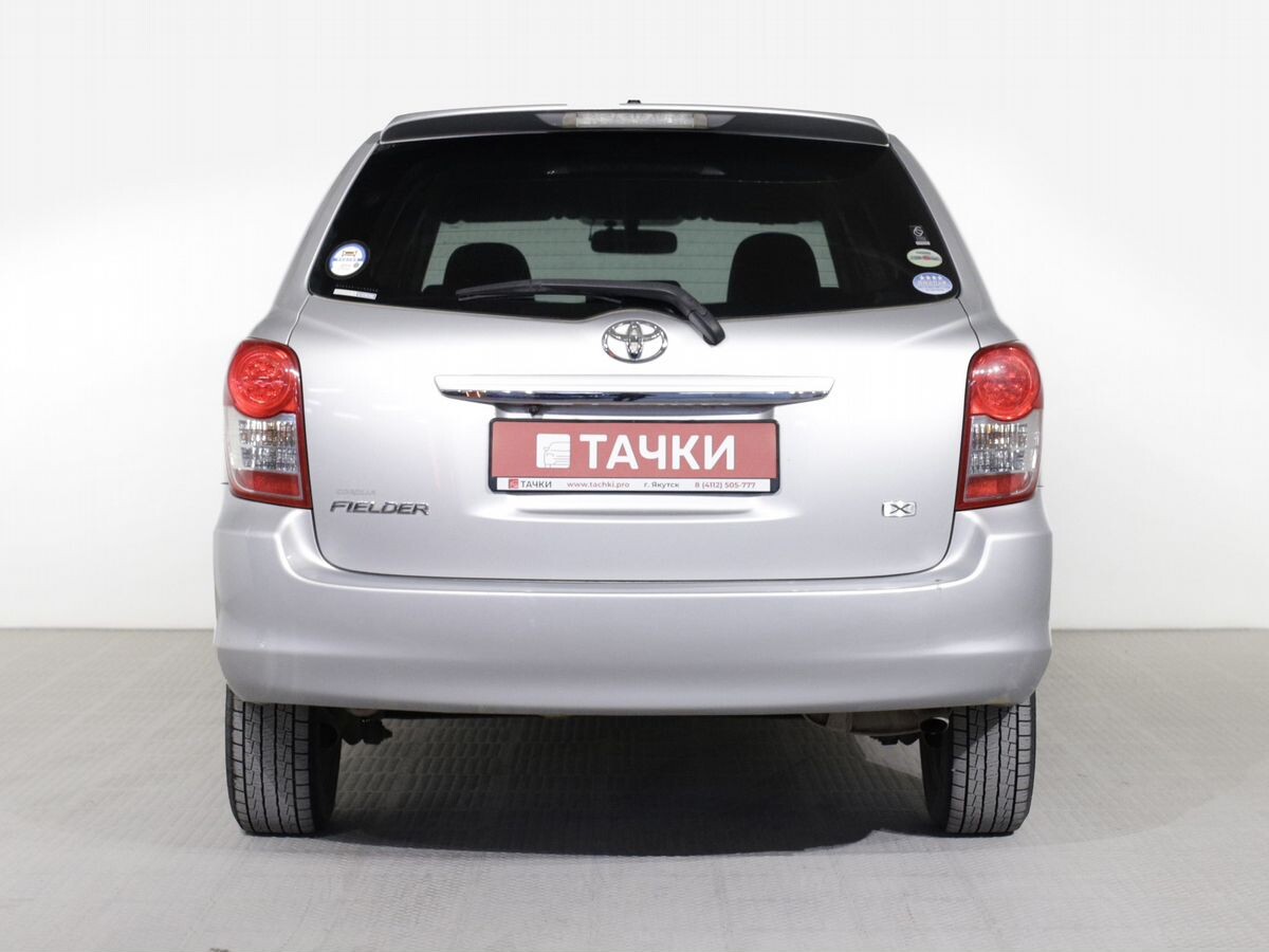 Toyota Corolla Fielder 2011 - фото автомобиля