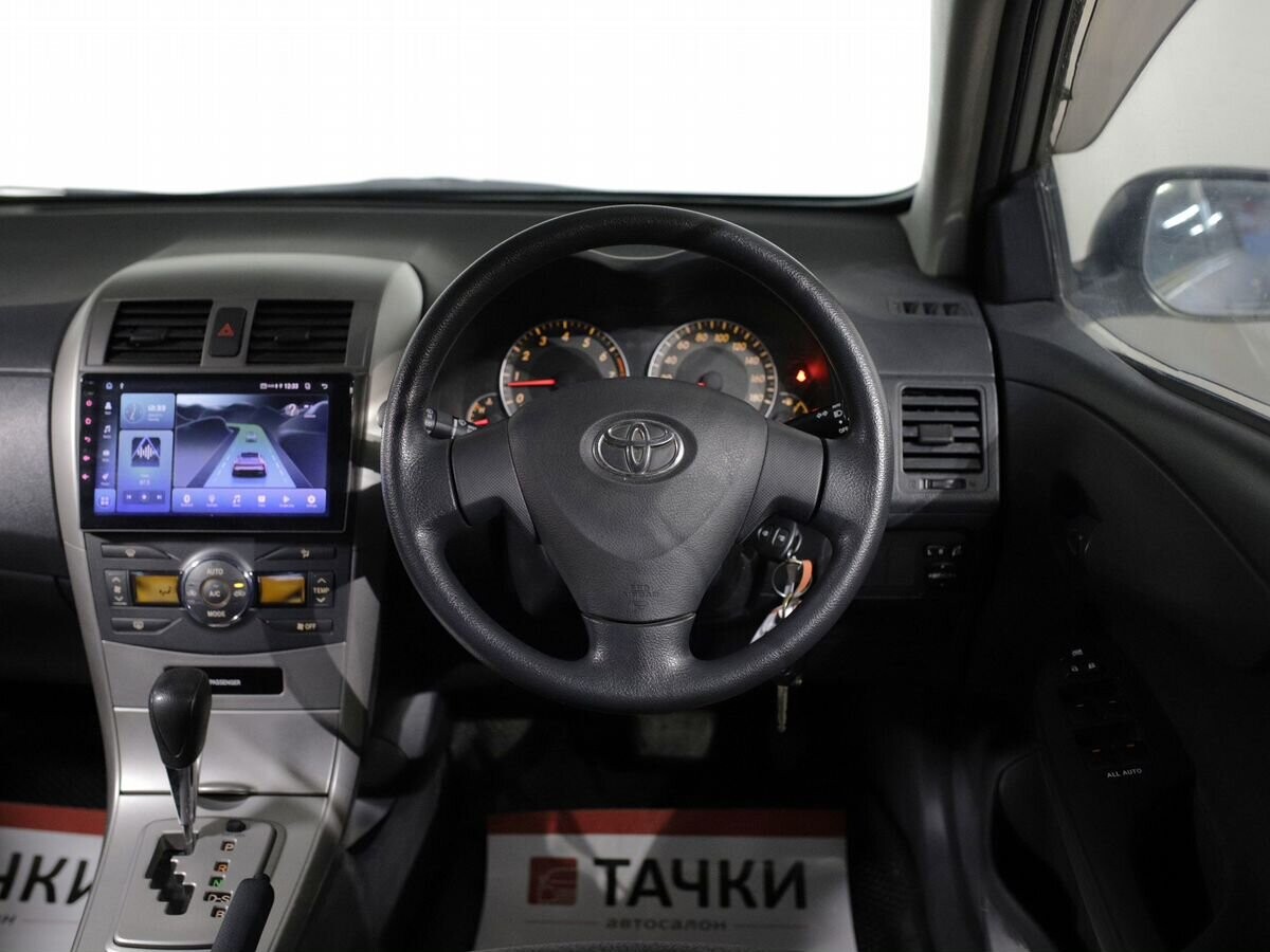 Toyota Corolla Fielder 2011 - фото автомобиля