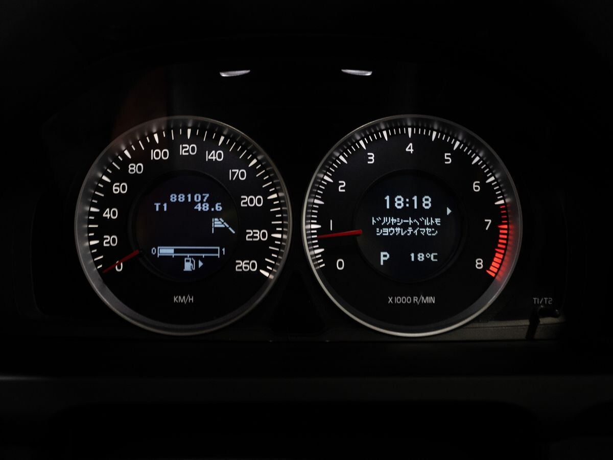 Volvo V60 2011 - фото автомобиля