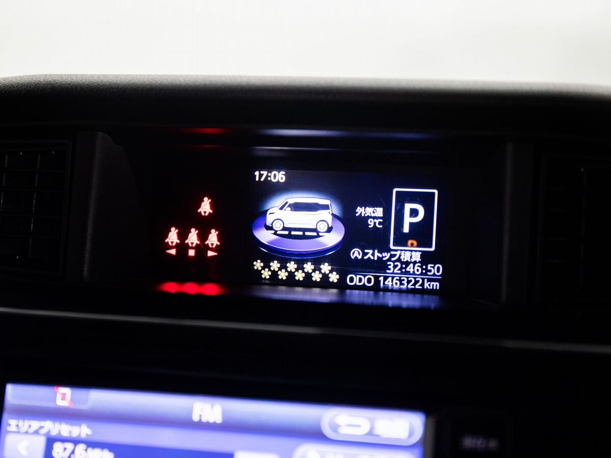 Toyota Tank 2017 - фото автомобиля