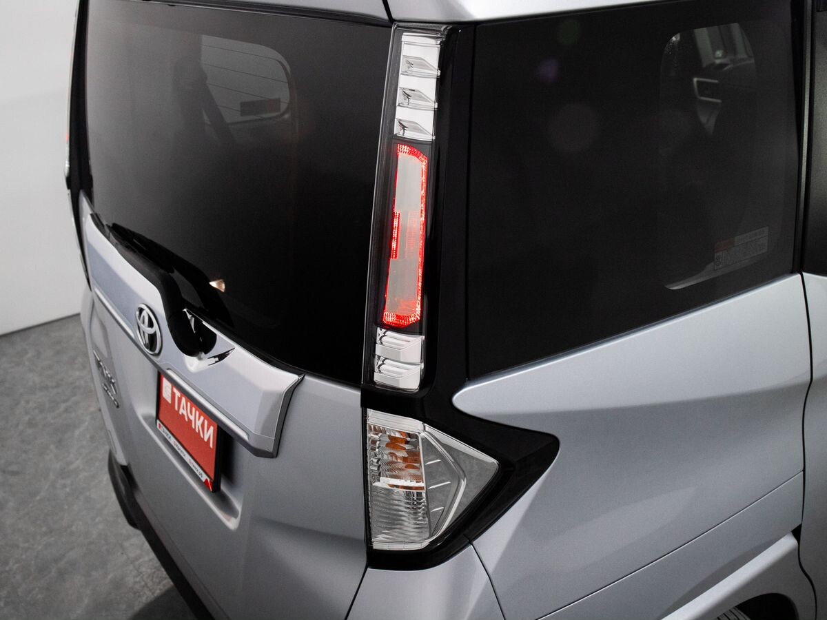 Toyota Tank 2017 - фото автомобиля