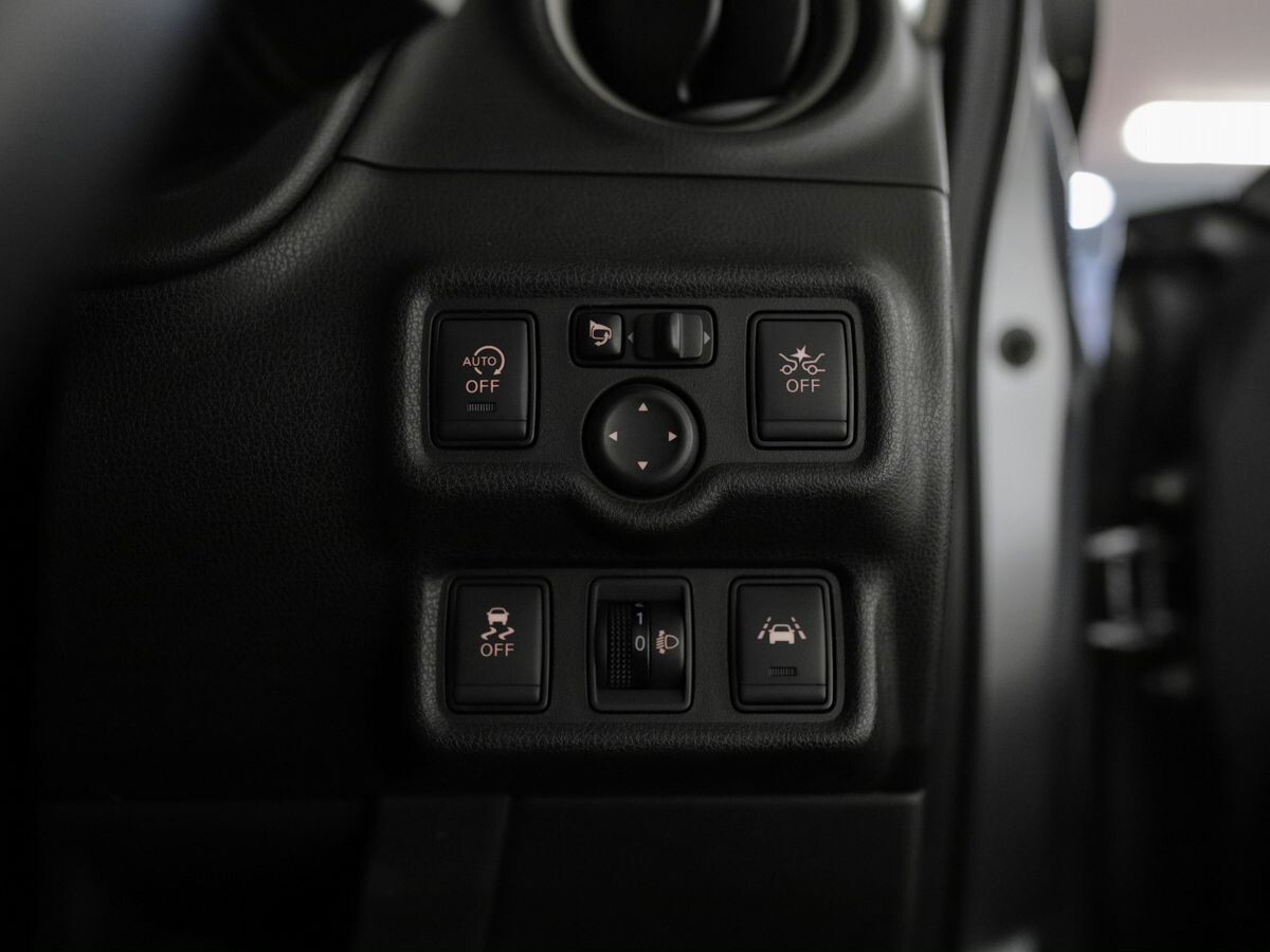 Nissan Note 2017 - фото автомобиля