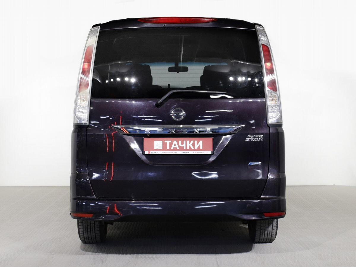 Nissan Serena 2012 - фото автомобиля