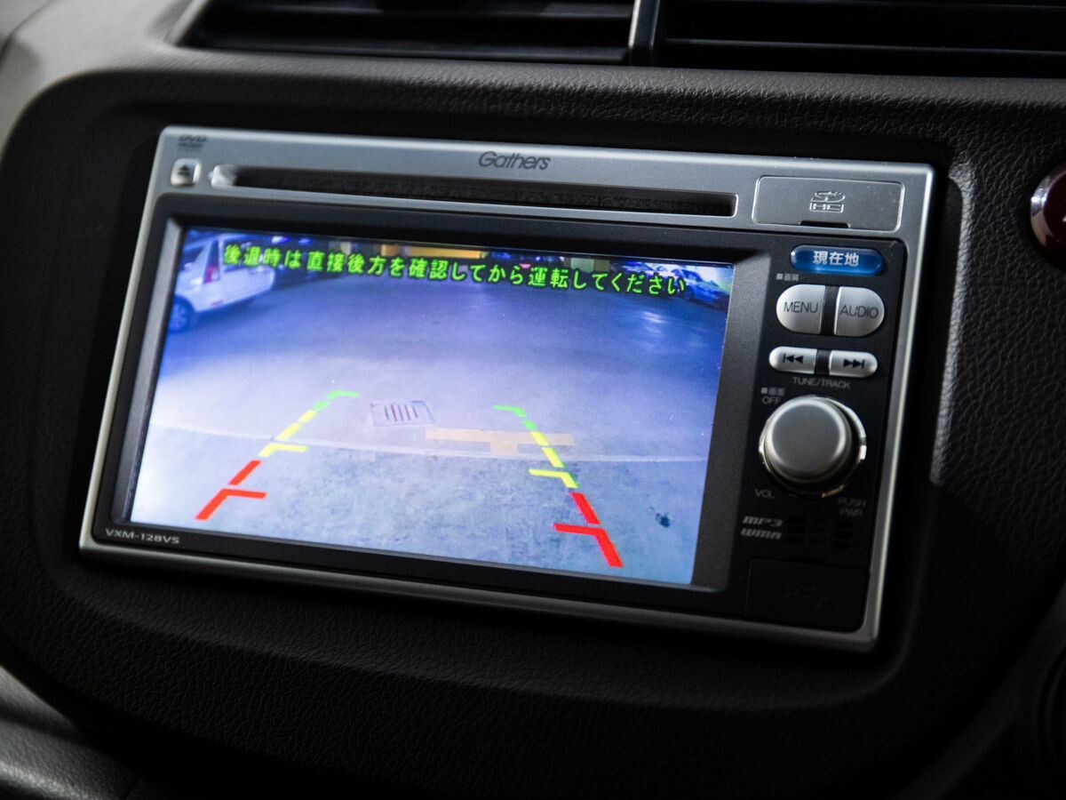 Honda Fit Shuttle 2012 - фото автомобиля