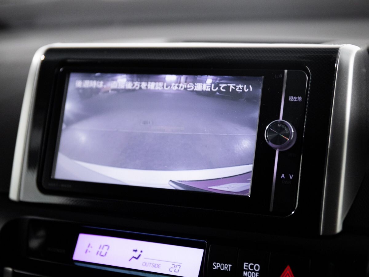 Toyota Wish 2013 - фото автомобиля