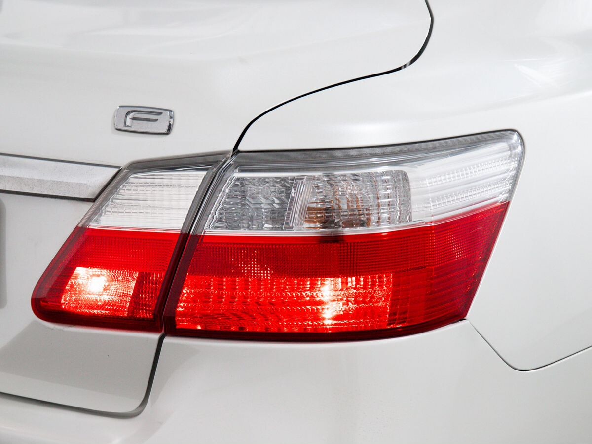 Toyota Premio 2008 - фото автомобиля