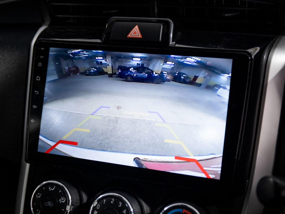 Toyota Corolla Fielder 2018 - фото автомобиля