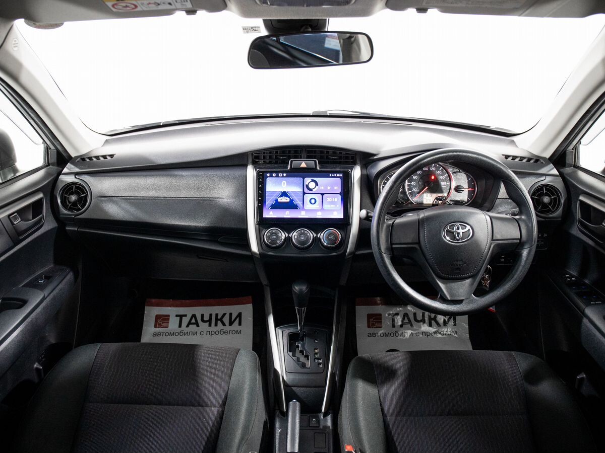 Toyota Corolla Fielder 2018 - фото автомобиля