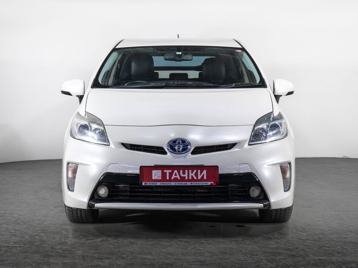 Toyota Prius 2014 - фото автомобиля