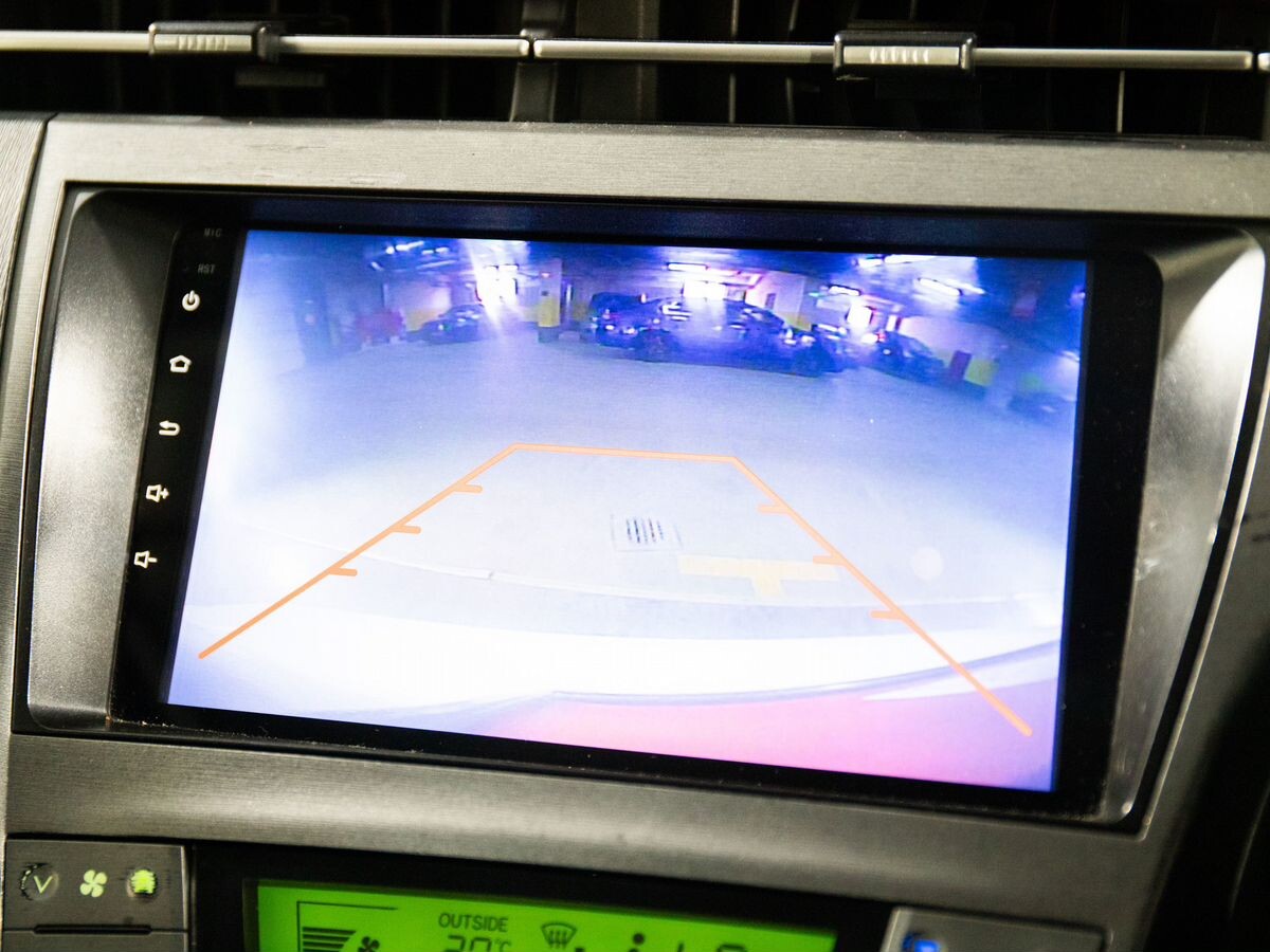 Toyota Prius 2014 - фото автомобиля