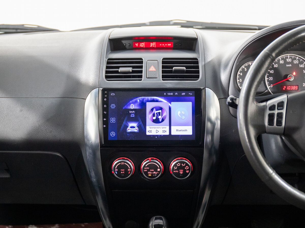 Suzuki SX4 2008 - фото автомобиля