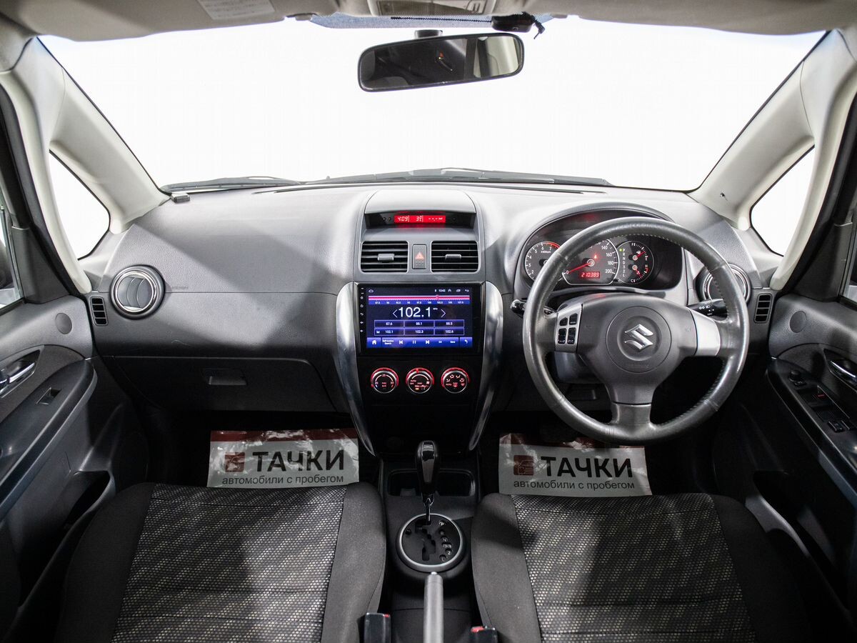 Suzuki SX4 2008 - фото автомобиля