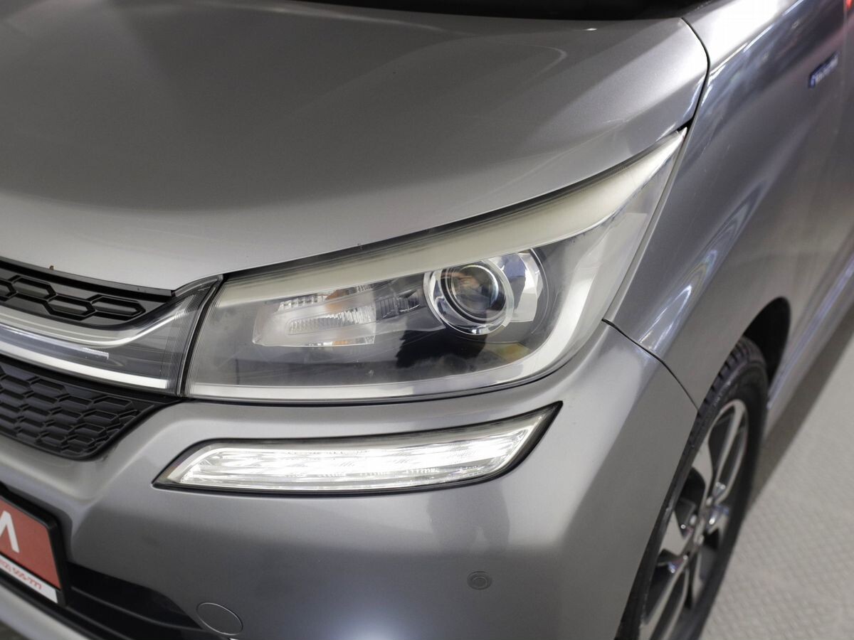 Suzuki Solio 2016 - фото автомобиля