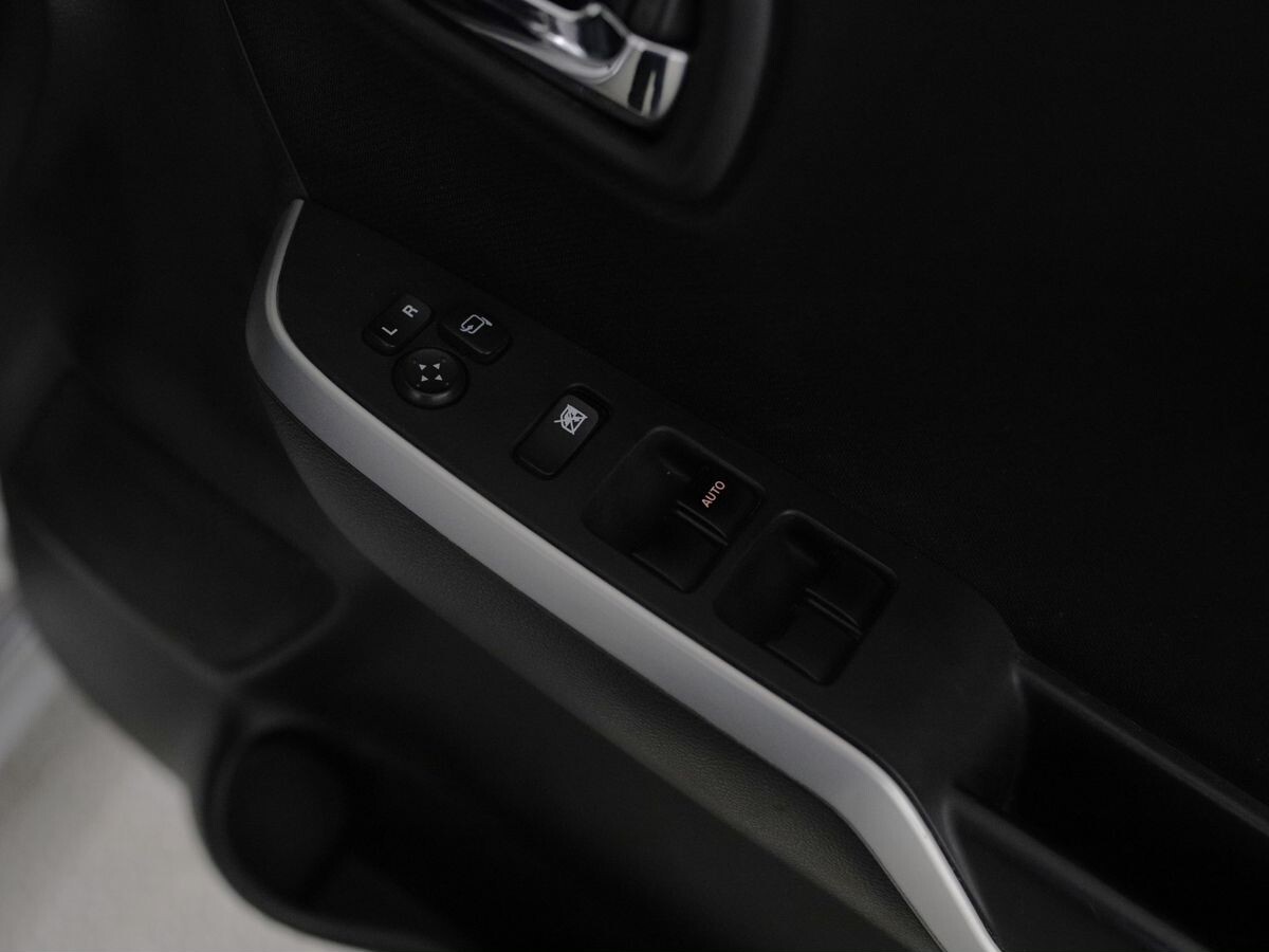 Suzuki Solio 2016 - фото автомобиля