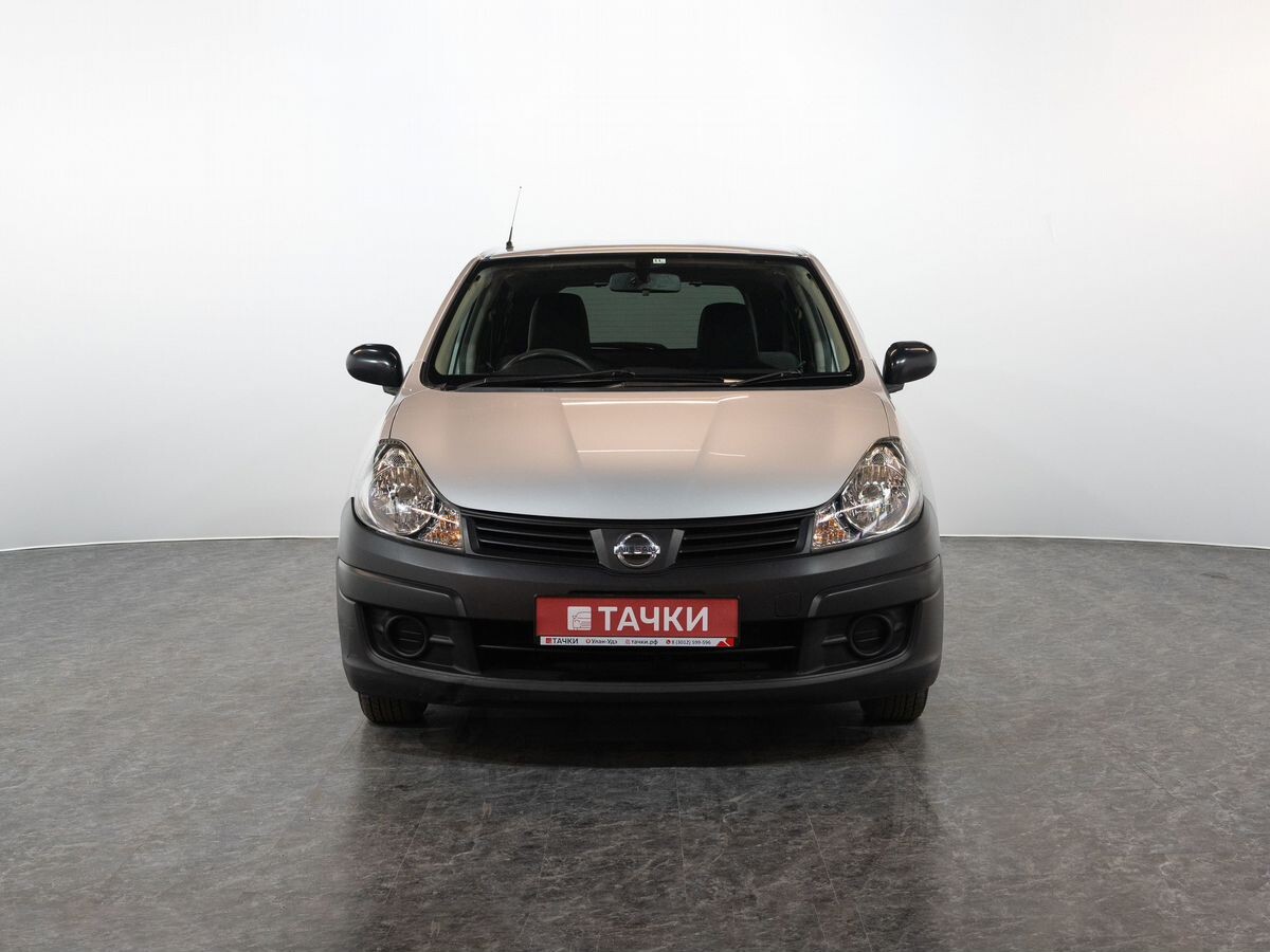 Nissan AD 2015 - фото автомобиля