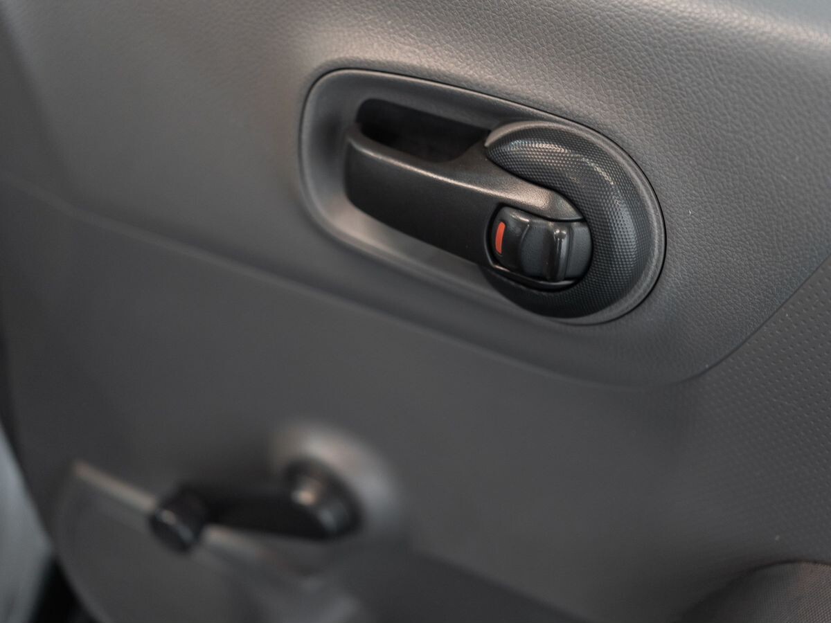 Nissan AD 2015 - фото автомобиля