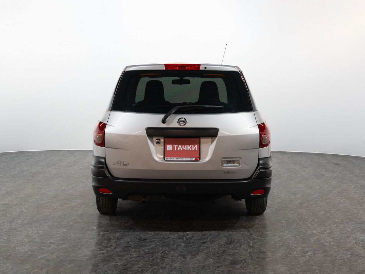 Nissan AD 2015 - фото автомобиля