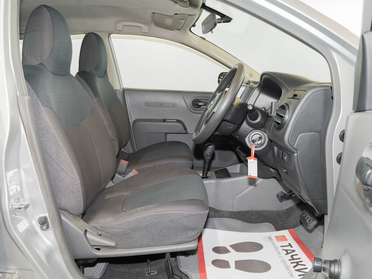 Nissan AD 2015 - фото автомобиля