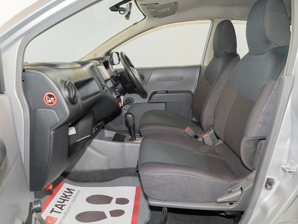 Nissan AD 2015 - фото автомобиля