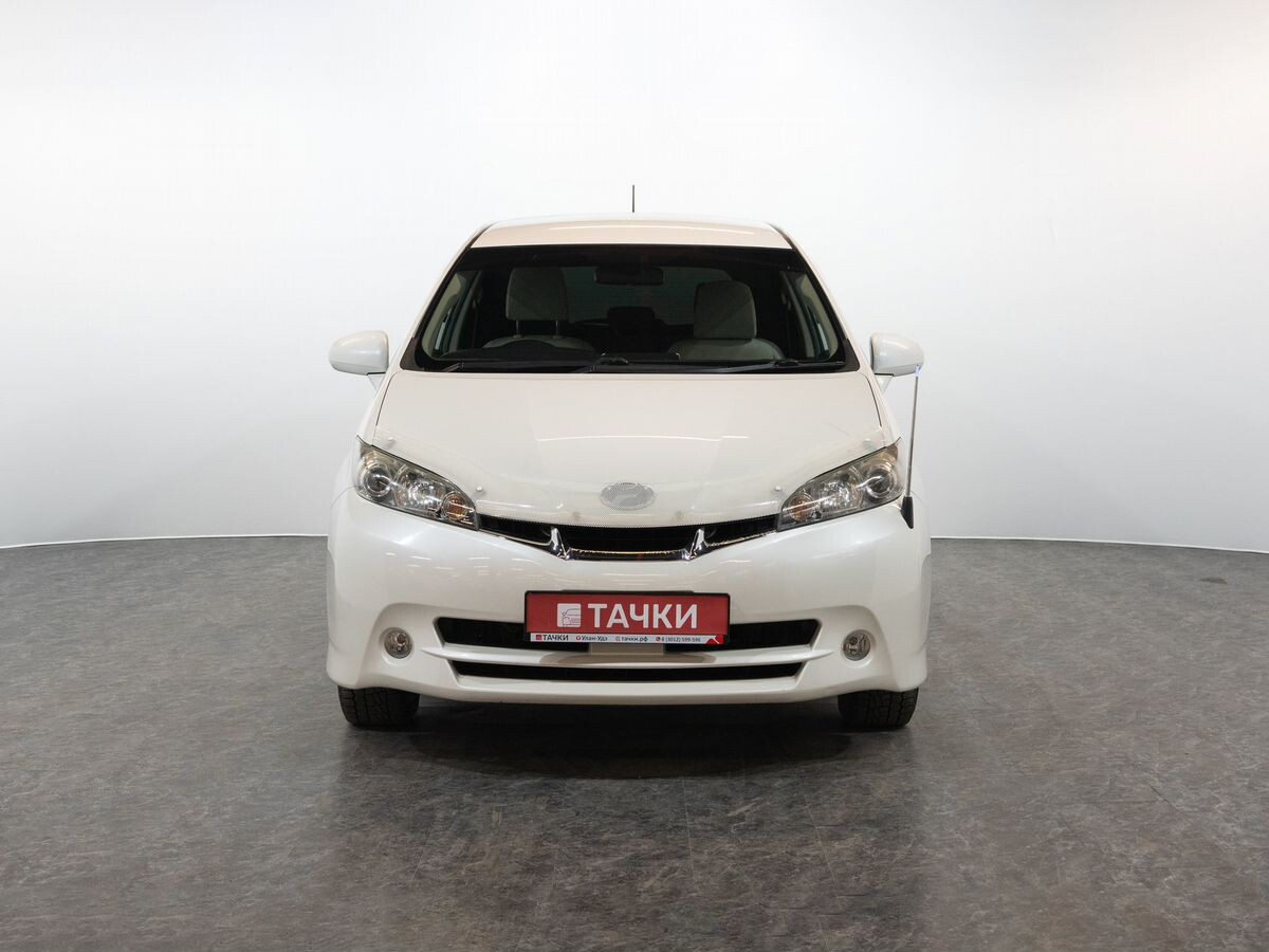Toyota Wish 2010 - фото автомобиля