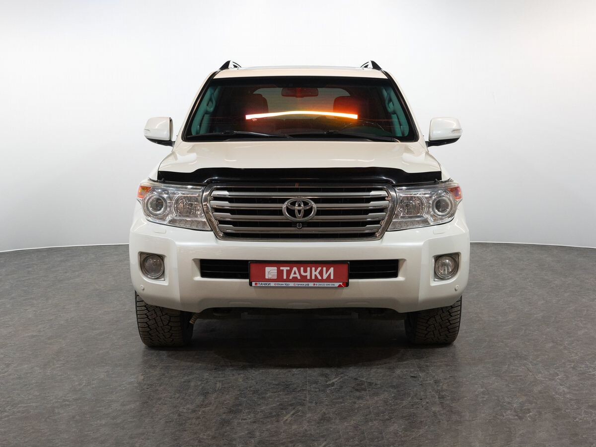 Toyota Land Cruiser 2013 - фото автомобиля