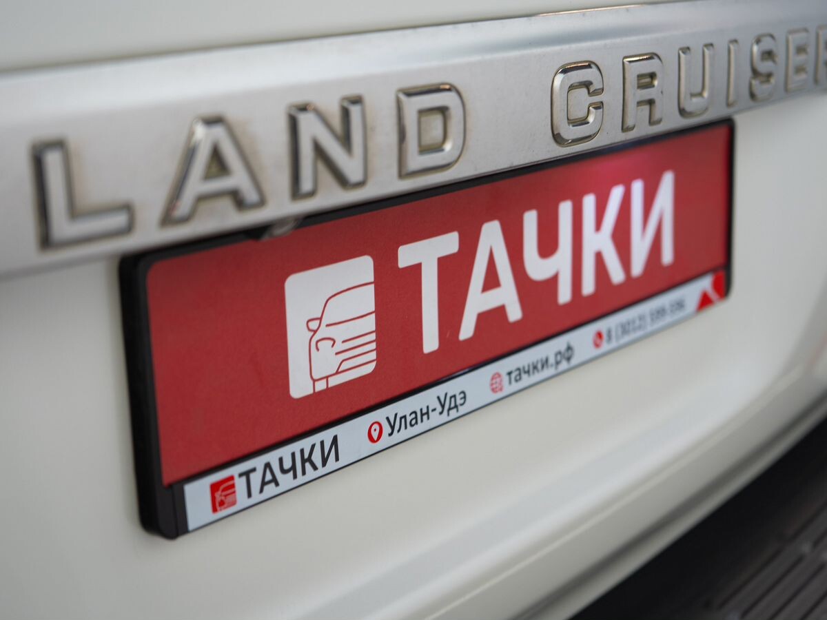 Toyota Land Cruiser 2013 - фото автомобиля