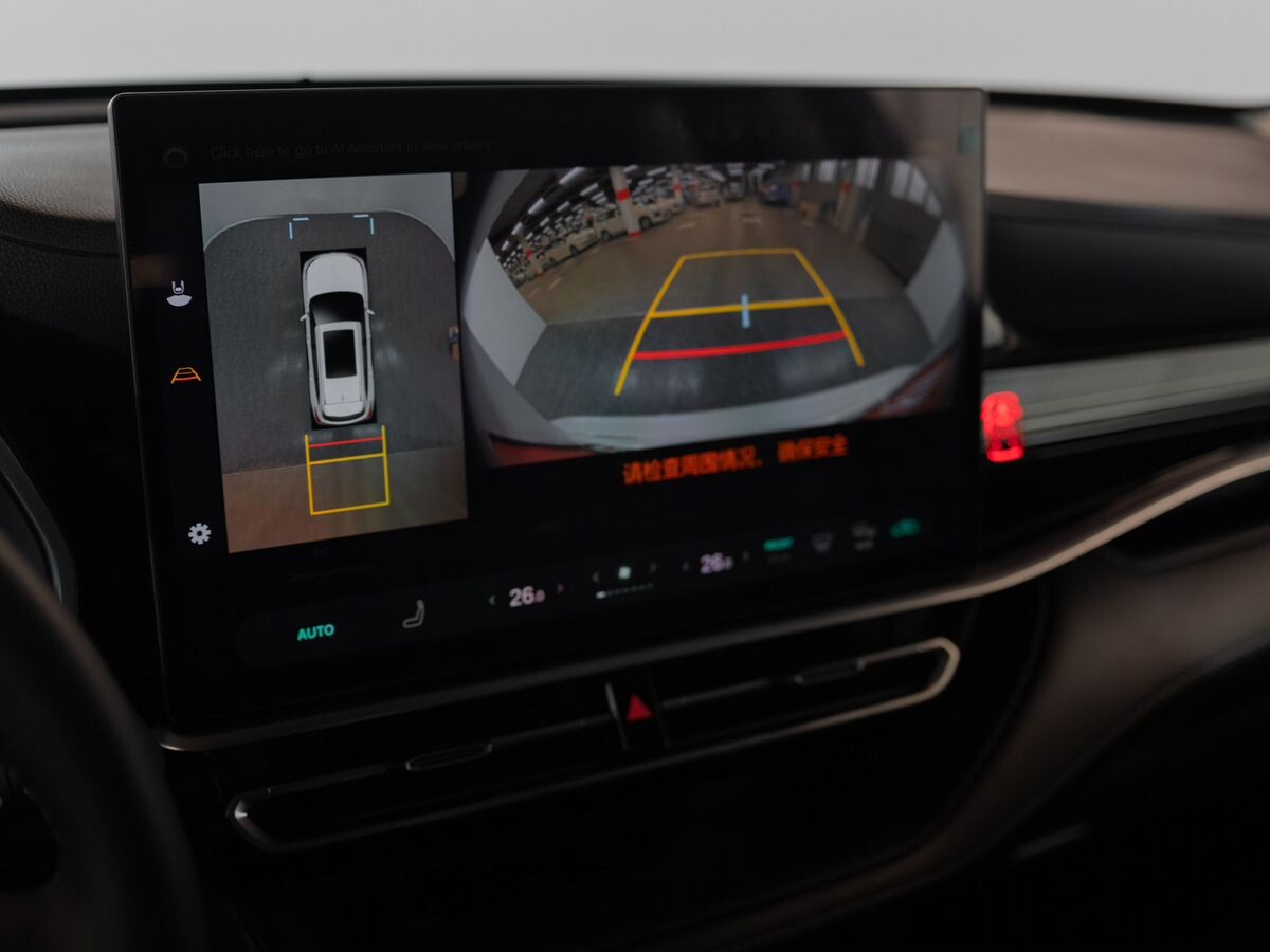 Toyota Highlander 2025 - фото автомобиля