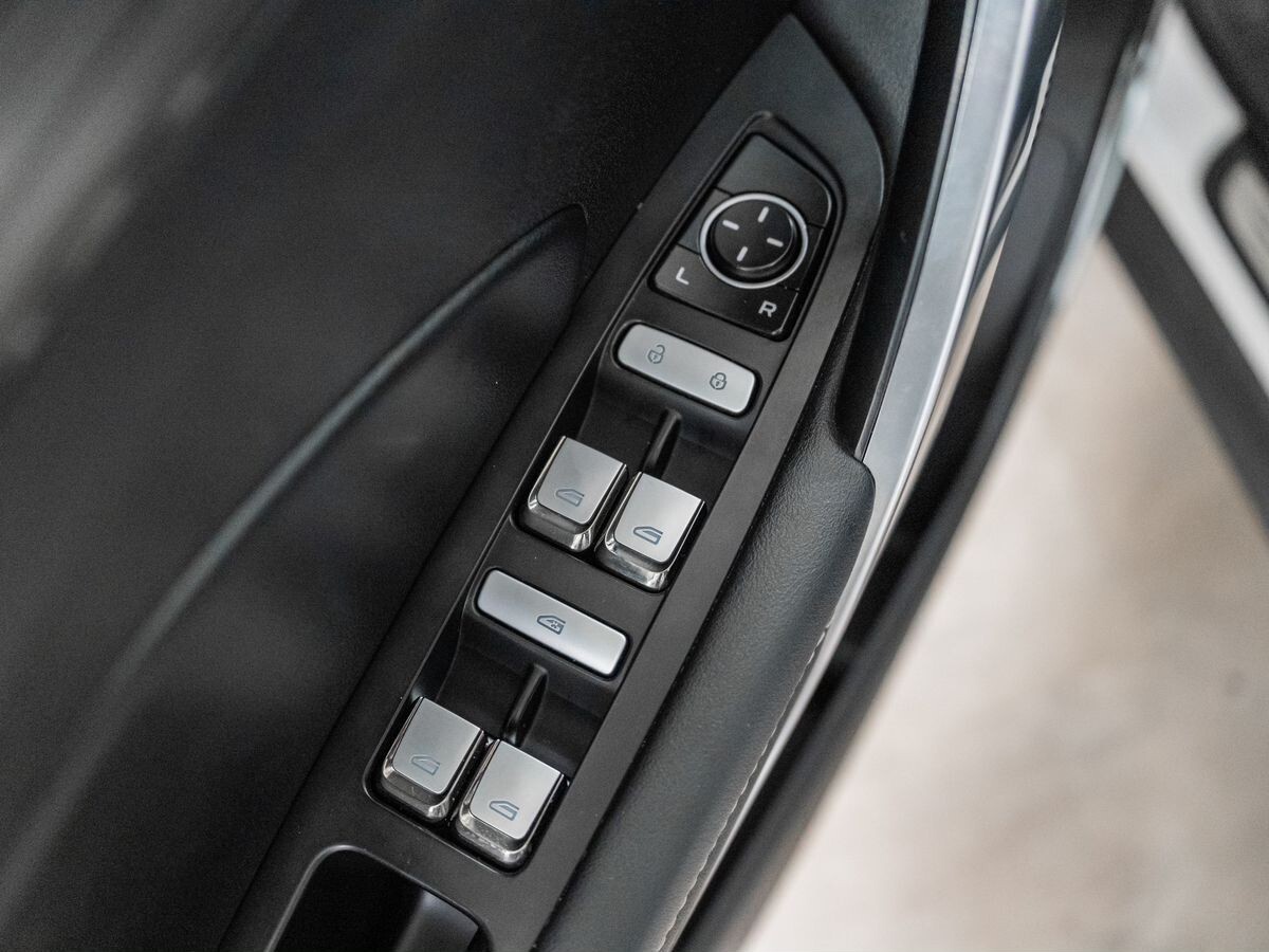 Geely Atlas Pro 2023 - фото автомобиля