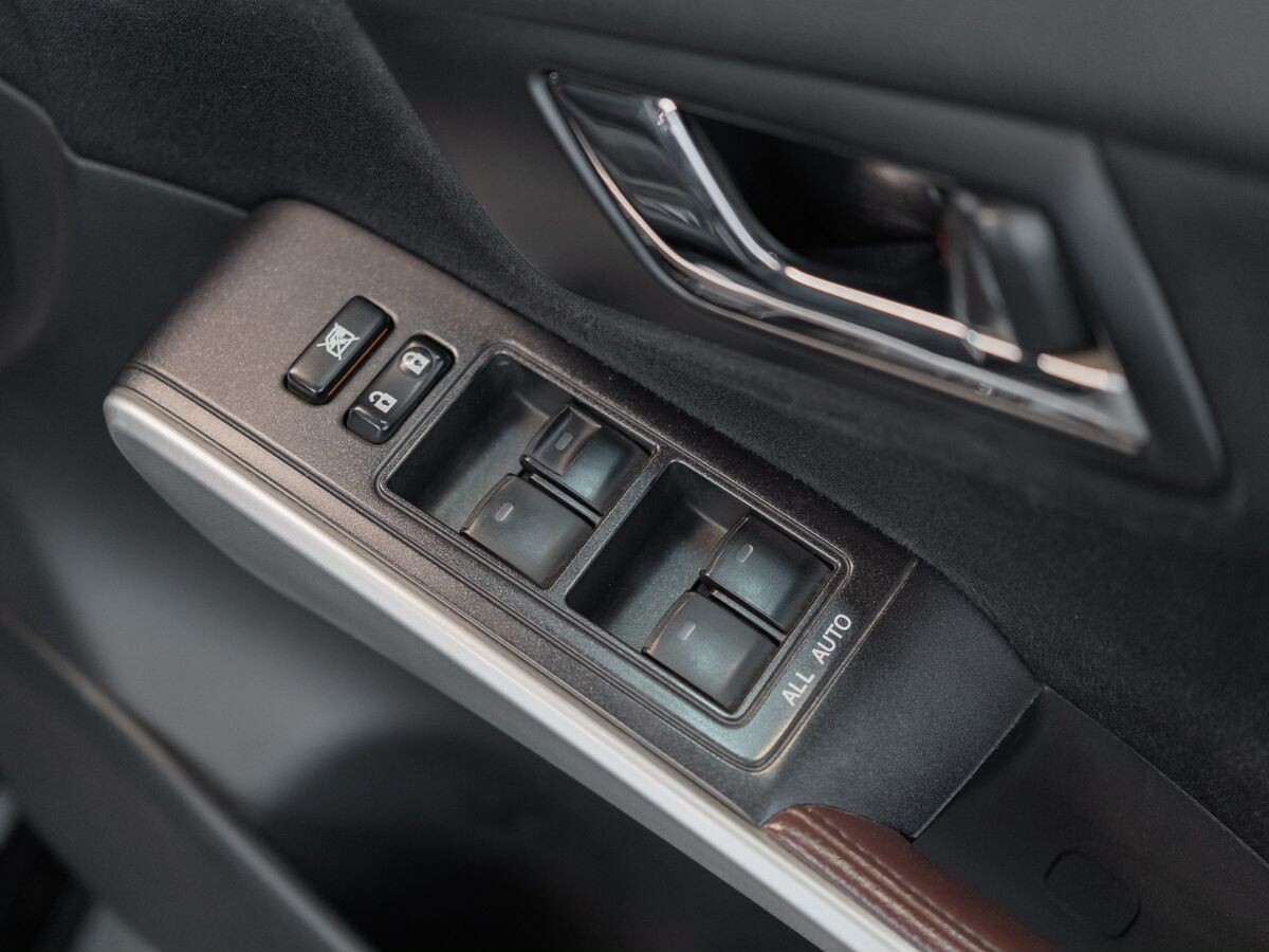 Toyota Sai 2014 - фото автомобиля