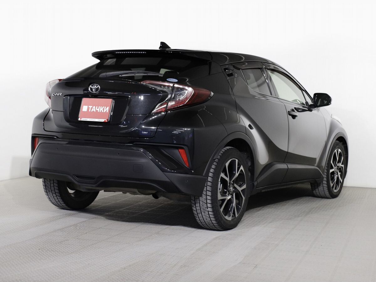 Toyota C-HR 2018 - фото автомобиля