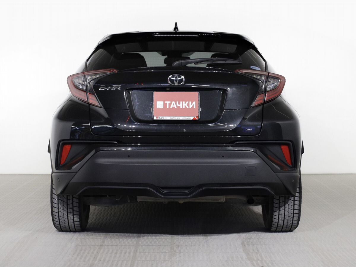 Toyota C-HR 2018 - фото автомобиля