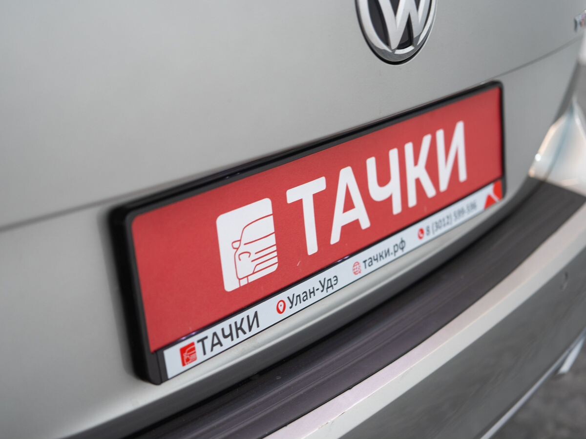 Volkswagen Passat Pro 2015 - фото автомобиля