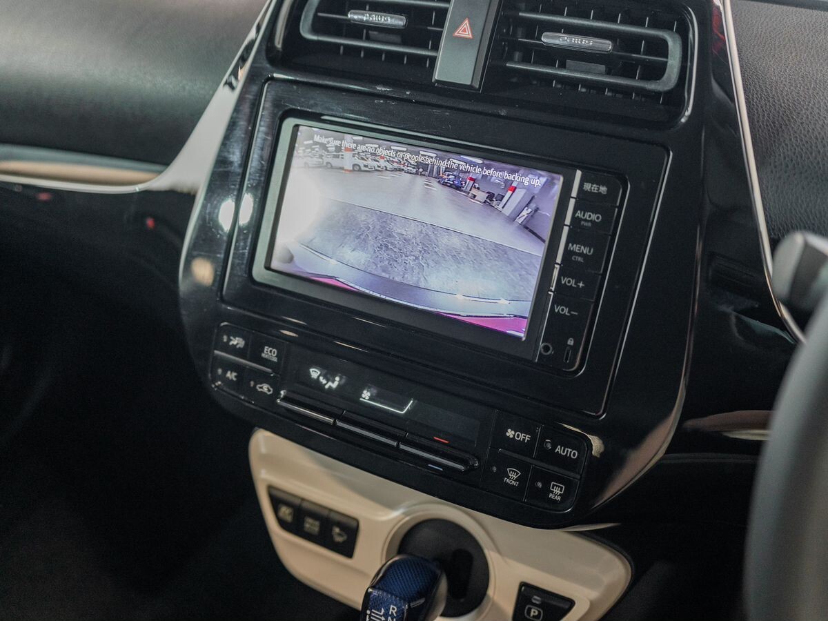 Toyota Prius 2016 - фото автомобиля