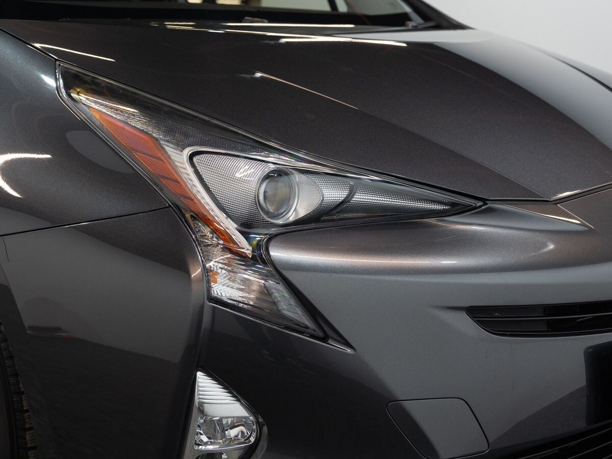 Toyota Prius 2016 - фото автомобиля