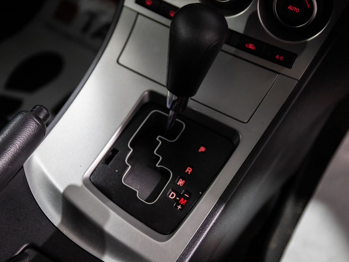 Mazda Axela 2009 - фото автомобиля