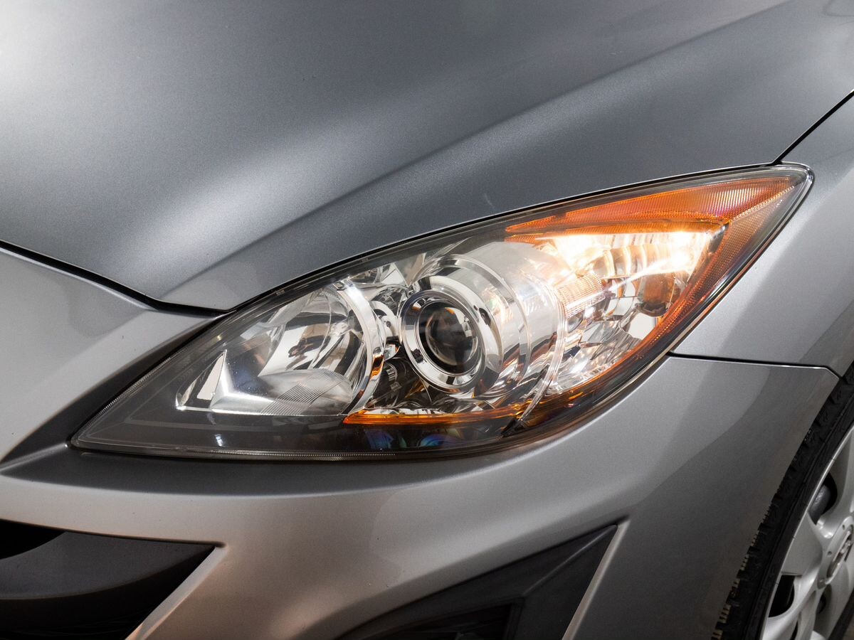 Mazda Axela 2009 - фото автомобиля