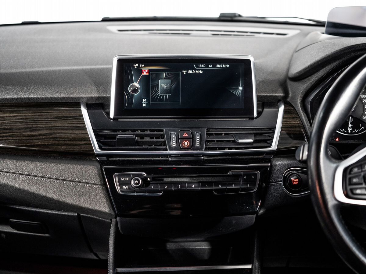 BMW 2-Series Active Tourer 2016 - фото автомобиля