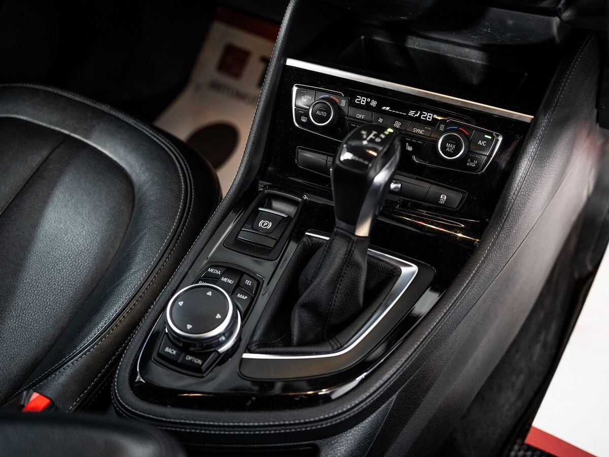 BMW 2-Series Active Tourer 2016 - фото автомобиля